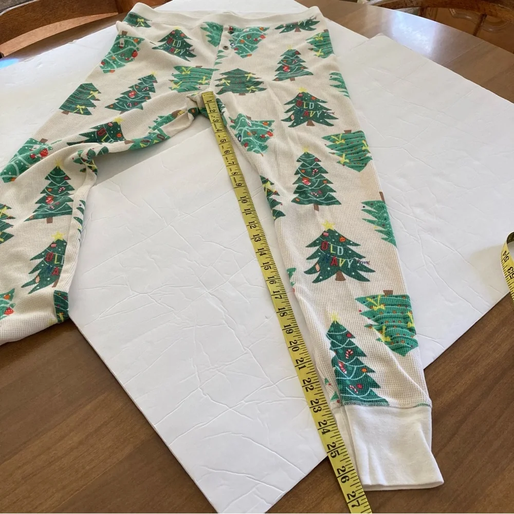 Old Navy / Christmas tree thermal pajamas - Picture 11 of 13